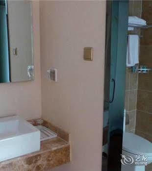 Jinghua Hotel Пекин Экстерьер фото